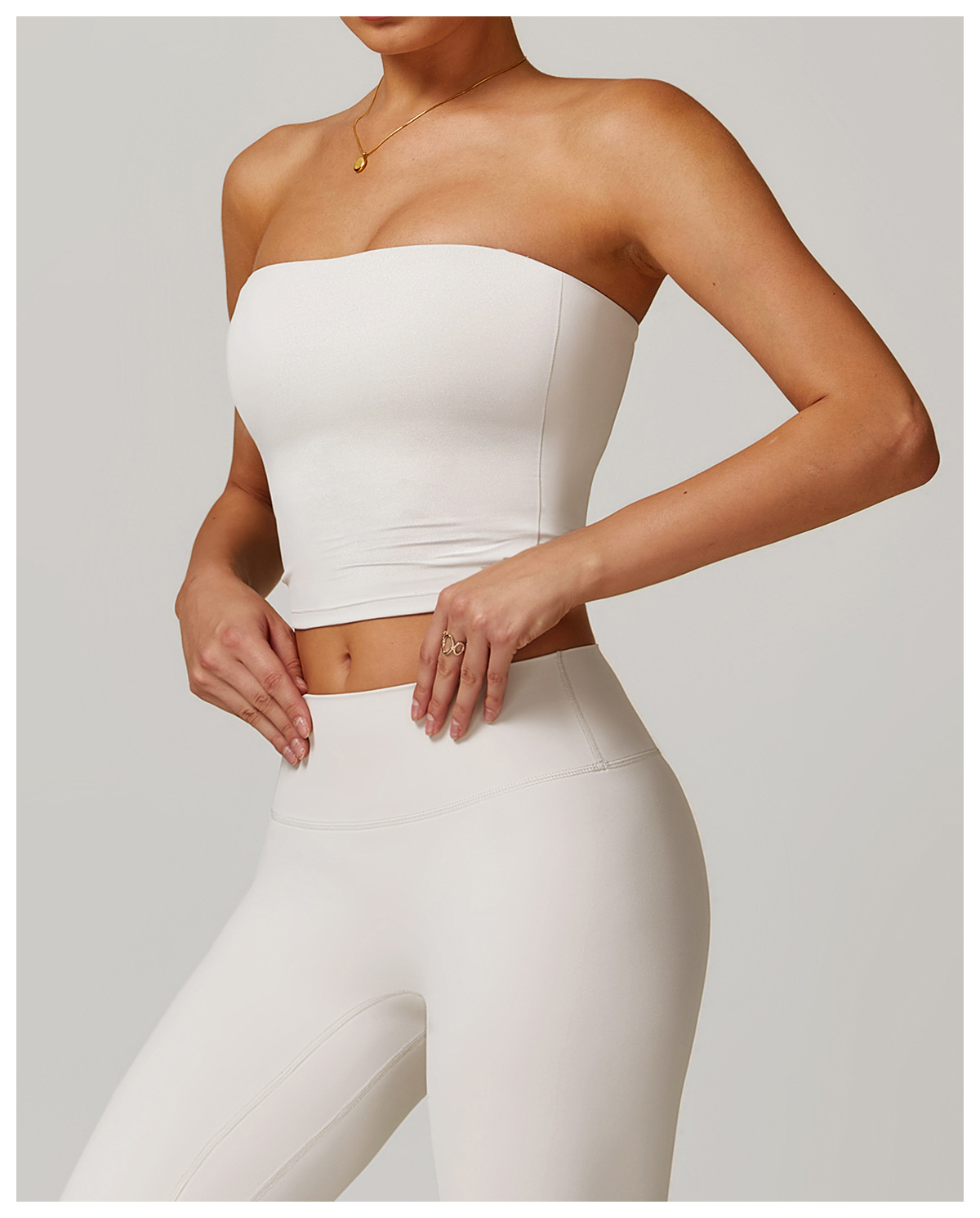 Black Basic Essential Tube Top for Daily Wear - Image 6